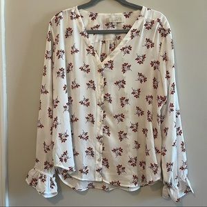 Loft V-neck Leaves Fall Blouse Top Ruffle Sleeve